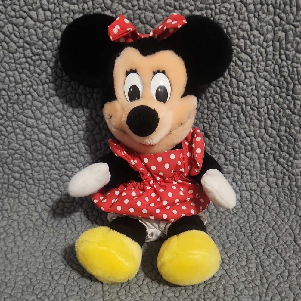 Vintage 1980s 13 Inch Minnie Mouse Plush